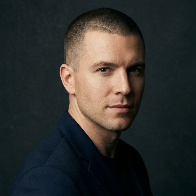 Classic Burr Cut Style